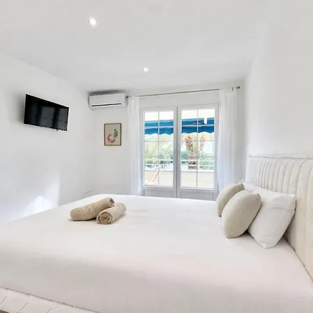 Neuf, Front De Mer, Acces Direct Διαμέρισμα Fréjus
